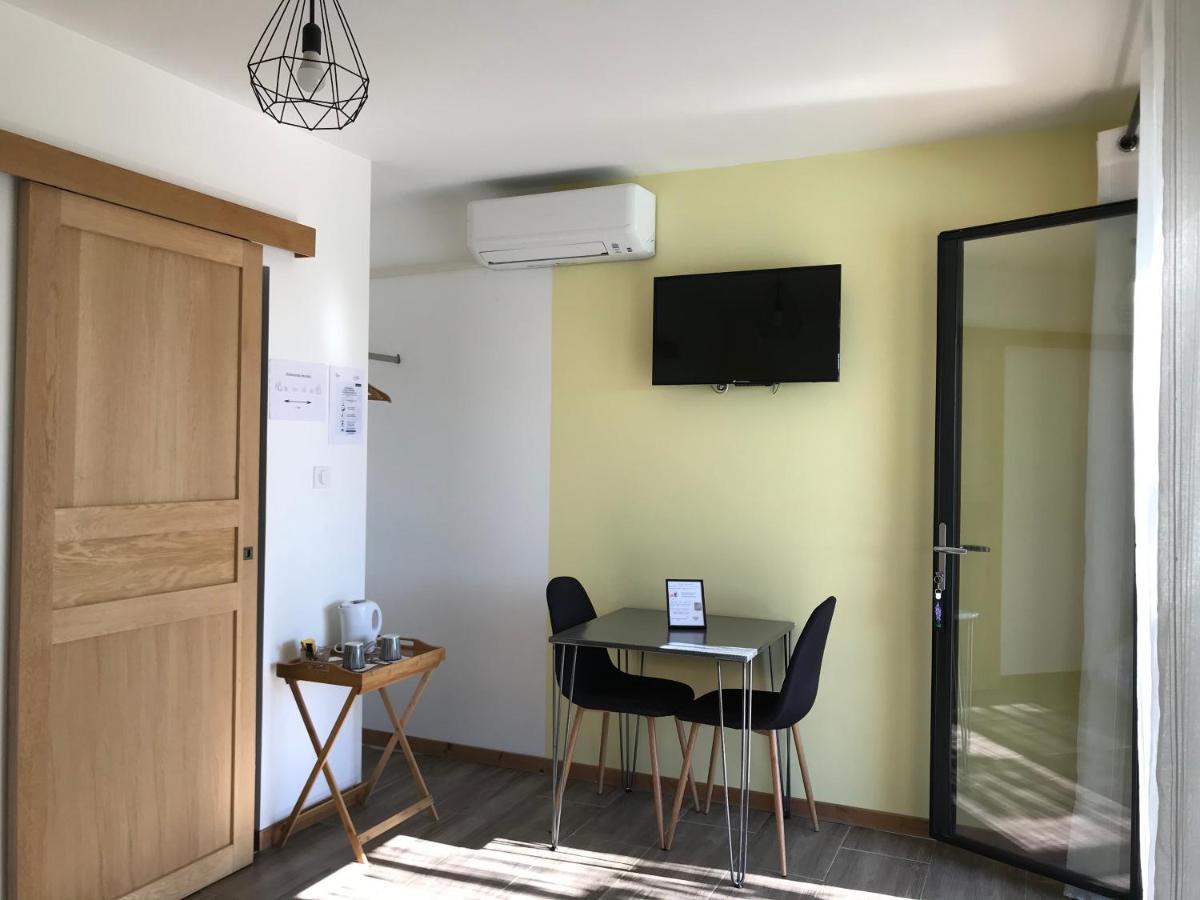 Bed and Breakfast Les Costebelles Valensole Esterno foto
