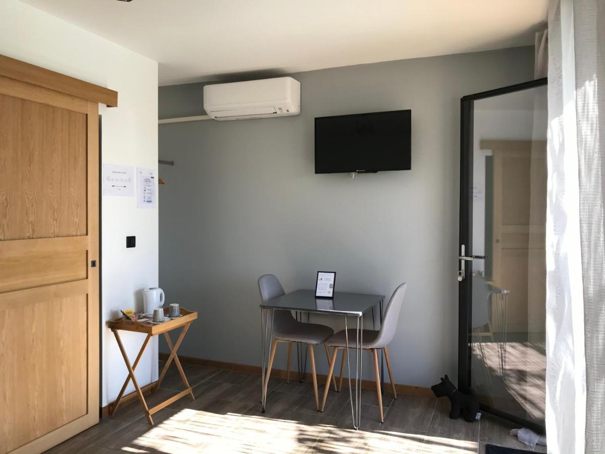 Bed and Breakfast Les Costebelles Valensole Esterno foto
